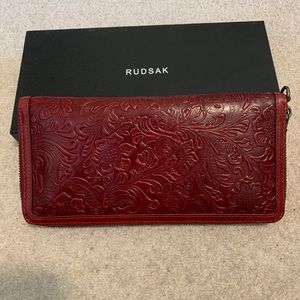 RUDSAK Leather Wallet